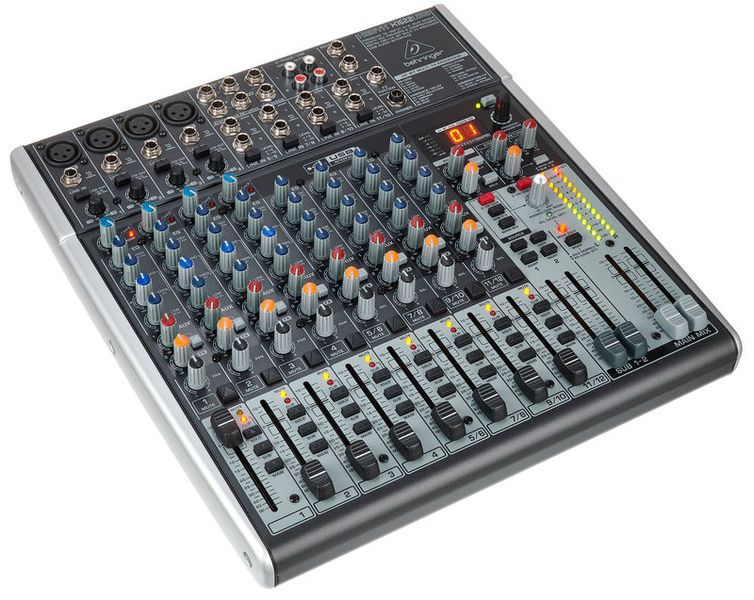 Микшерный пульт Behringer XENYX X1622USB 22233 фото