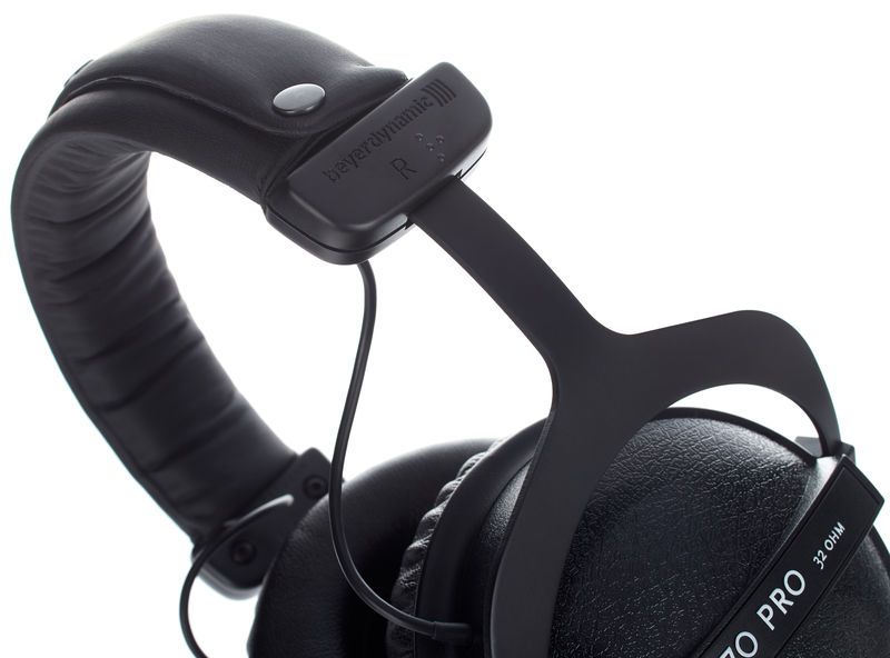 Студийные наушники Beyerdynamic DT 770 PRO 32 Ohm 23243 фото