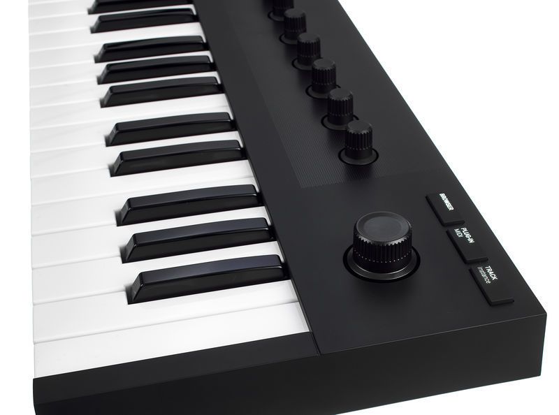 MIDI-клавіатура Native Instruments Komplete Kontrol M32 23404 фото