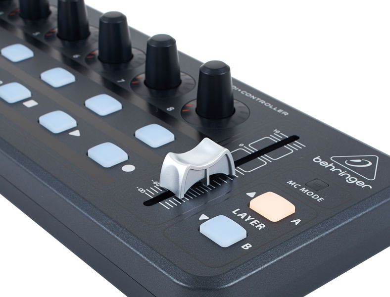 MIDI-контроллер Behringer X-TOUCH MINI 22483 фото