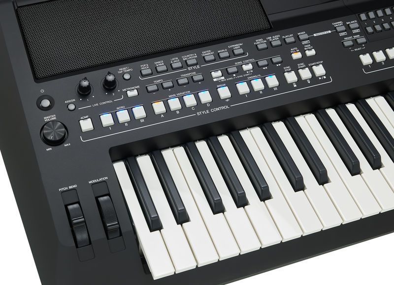 Синтезатор Yamaha PSR-SX600 23426 фото