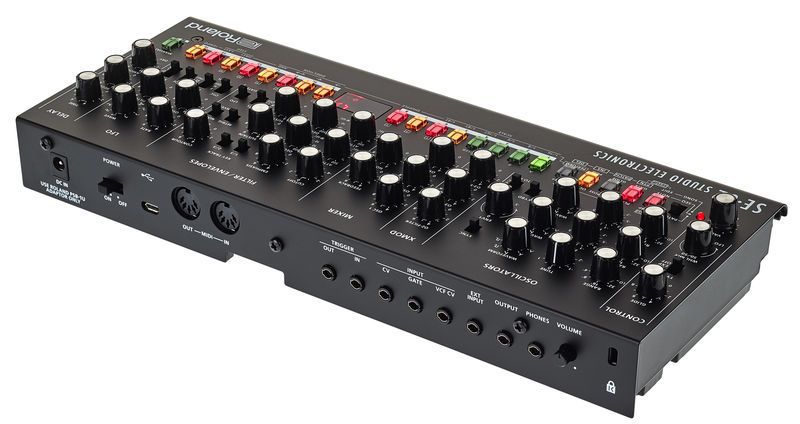 Аналоговый синтезатор Roland SE-02 23370 фото